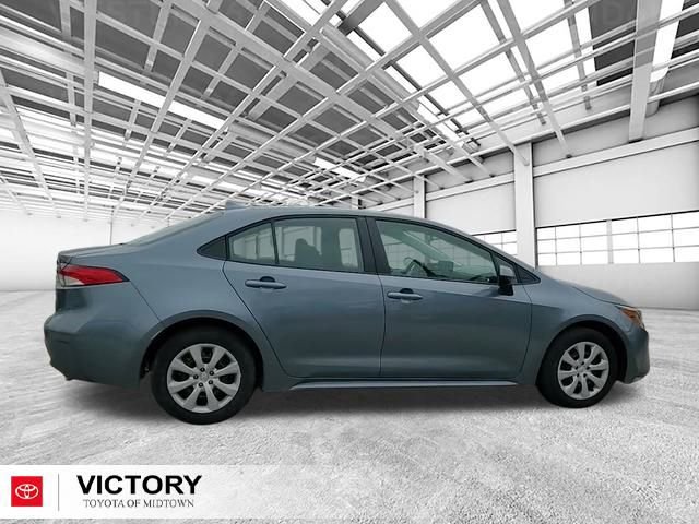 Certified 2025 Toyota Corolla LE video 2