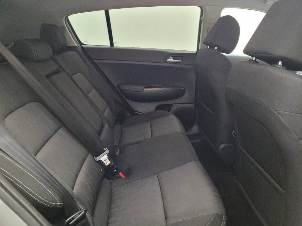 Used 2020 Kia Sportage LX FWD image 19