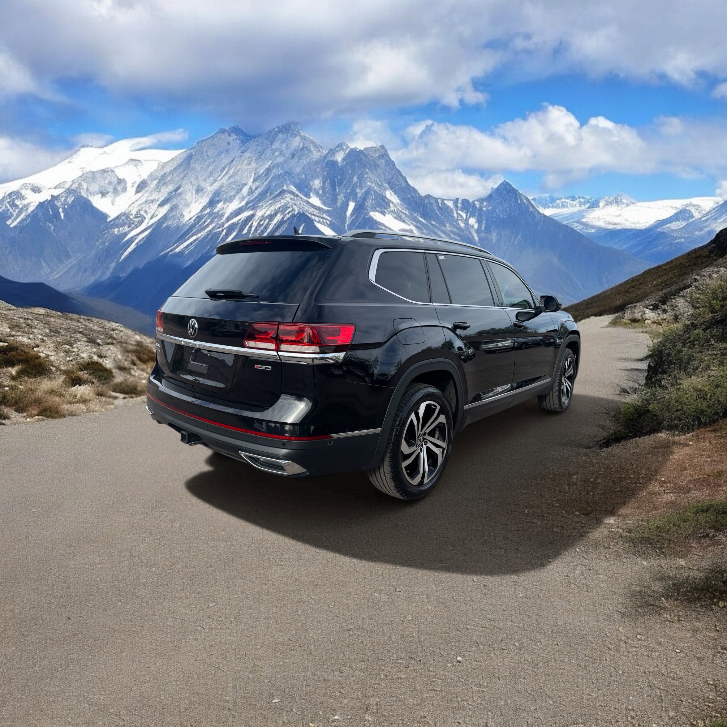 Used 2021 Volkswagen Atlas SEL Premium AWD/4WD image 5