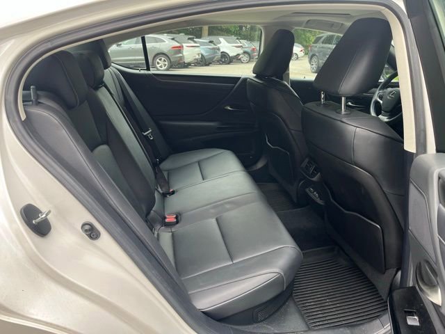 Used 2023 Lexus ES 300h w/ Premium Package FWD image 13