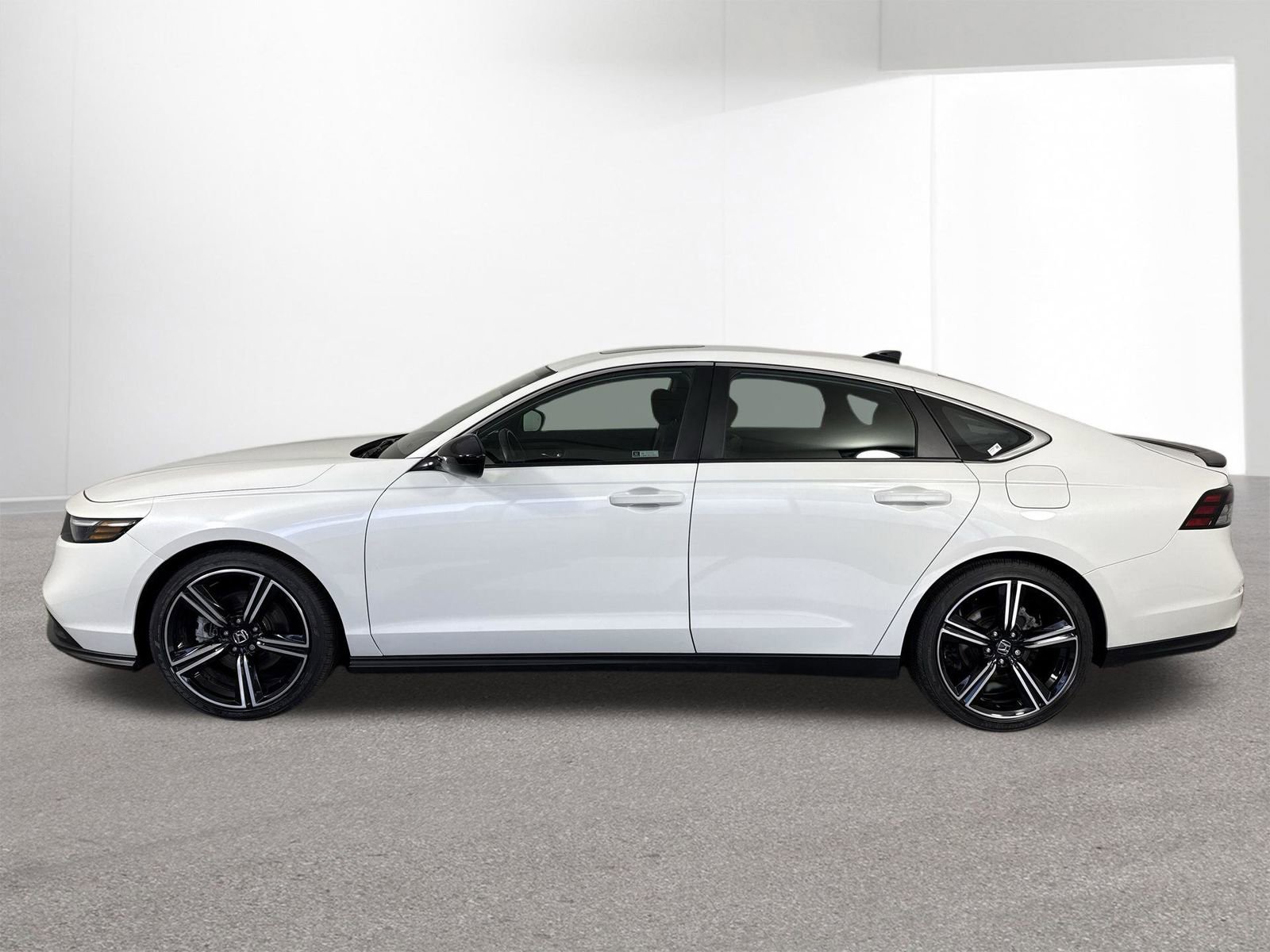 Used 2023 Honda Accord Sport image 28