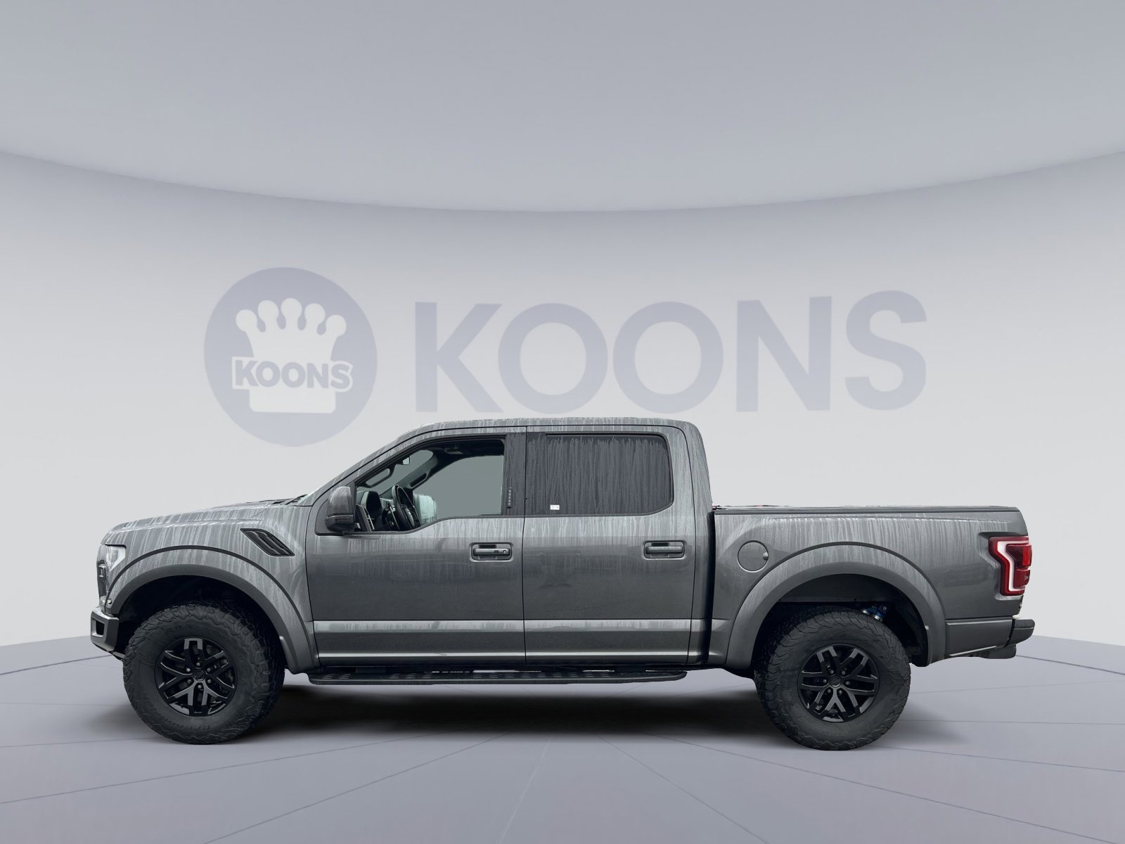Used 2018 Ford F150 Raptor w/ Equipment Group 802A Luxury image 2