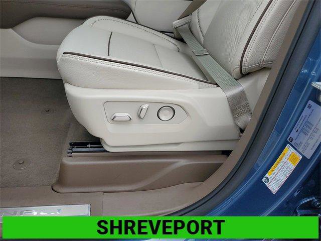 New 2026 GMC Yukon Denali w/ Denali Reserve Package image 13