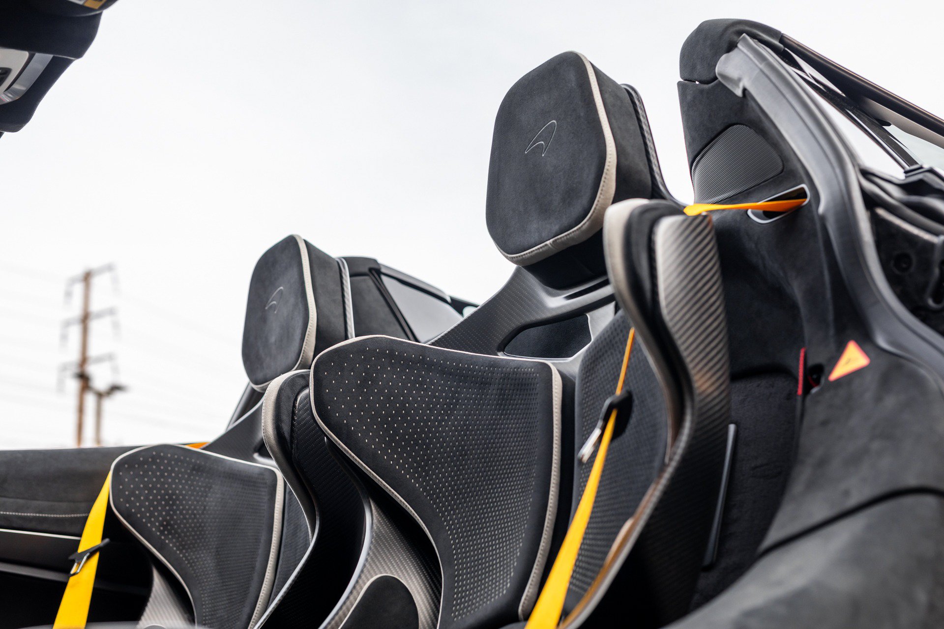 Used 2024 McLaren 750S Spider RWD image 6