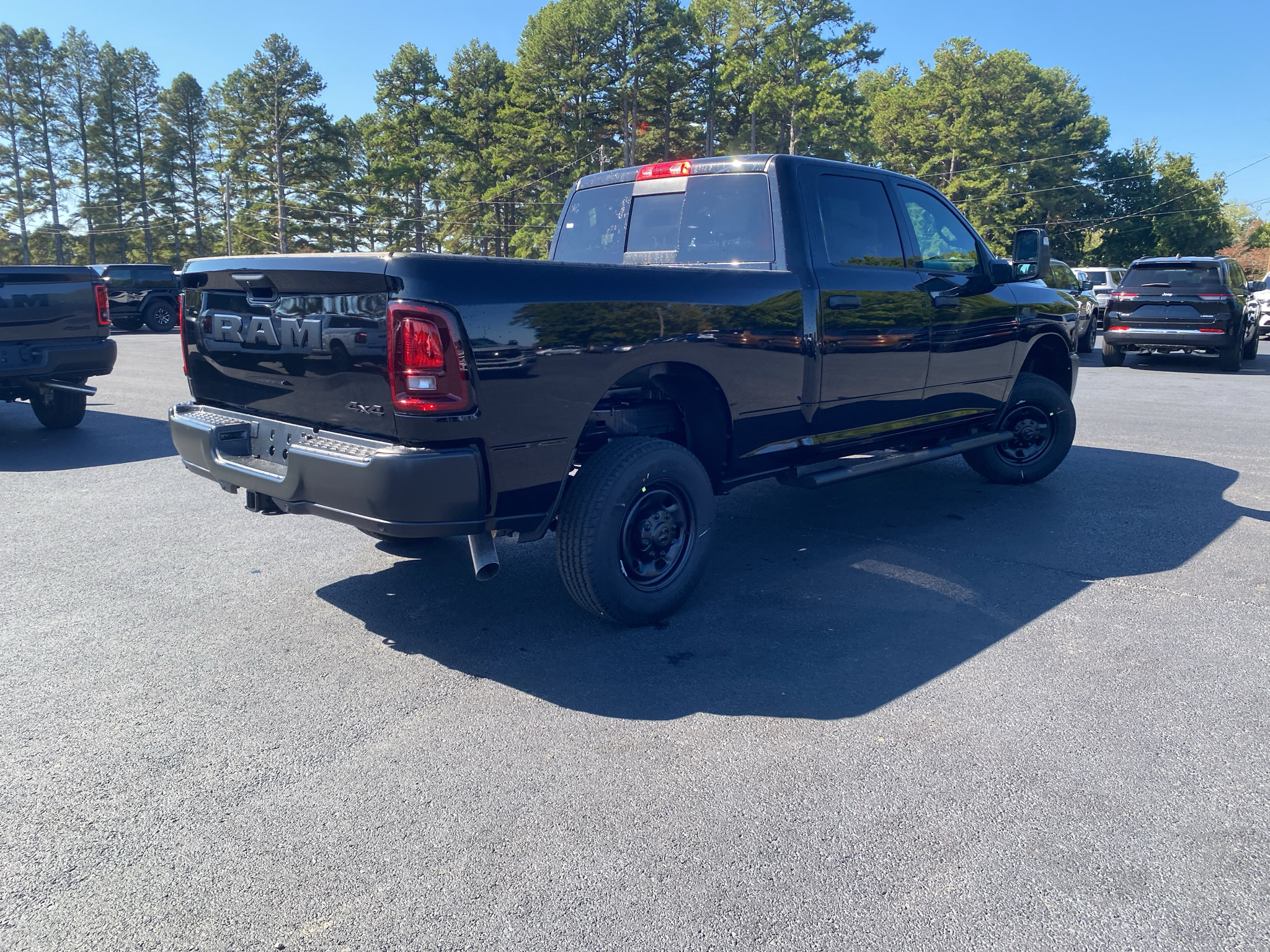 New 2027 RAM 2500 Tradesman AWD/4WD image 5