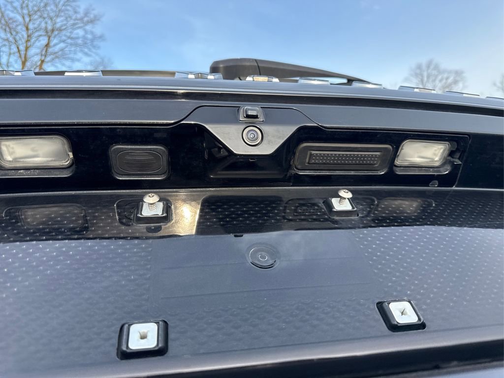 Used 2024 Jeep Grand Wagoneer Series II w/ Quick Order Packagew 28T image 16