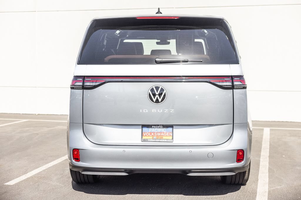 New 2025 Volkswagen ID. Buzz Pro S Plus AWD/4WD image 3