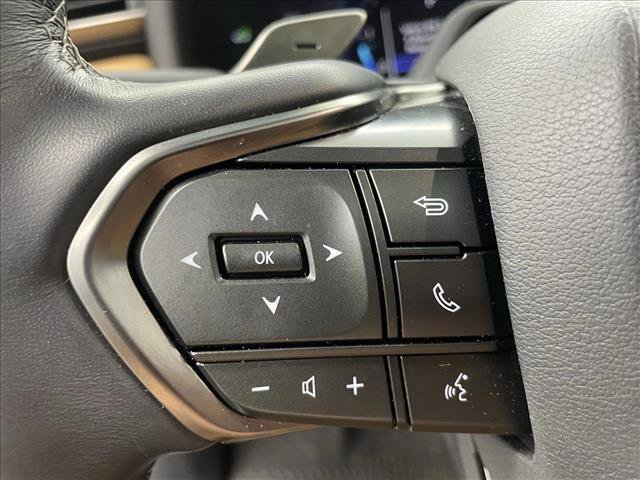 Used 2025 Lexus LX 600 4WD w/ Accessory Package (Z1) image 19