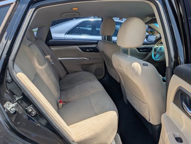 Used 2015 Nissan Altima 2.5 SV FWD image 17