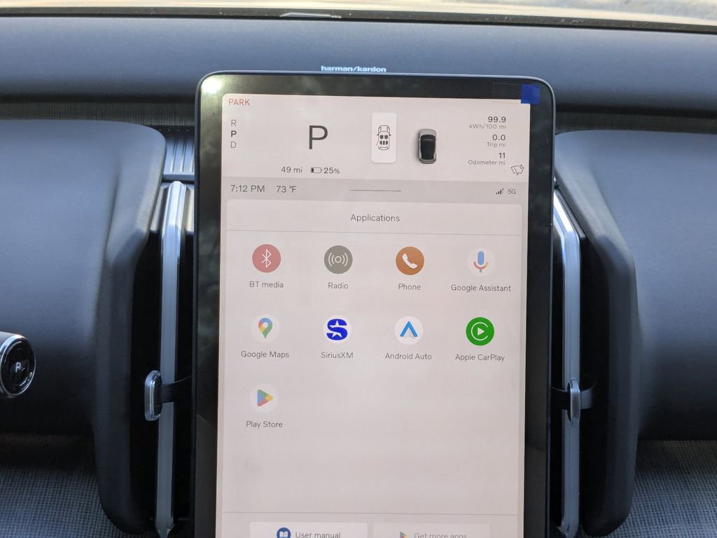 New 2025 Volvo EX30 Ultra w/ Climate Package image 19