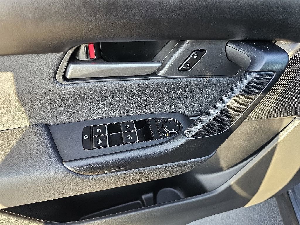 Certified 2025 MAZDA CX-50 AWD 2.5 Hybrid w/ Premium Pkg image 27