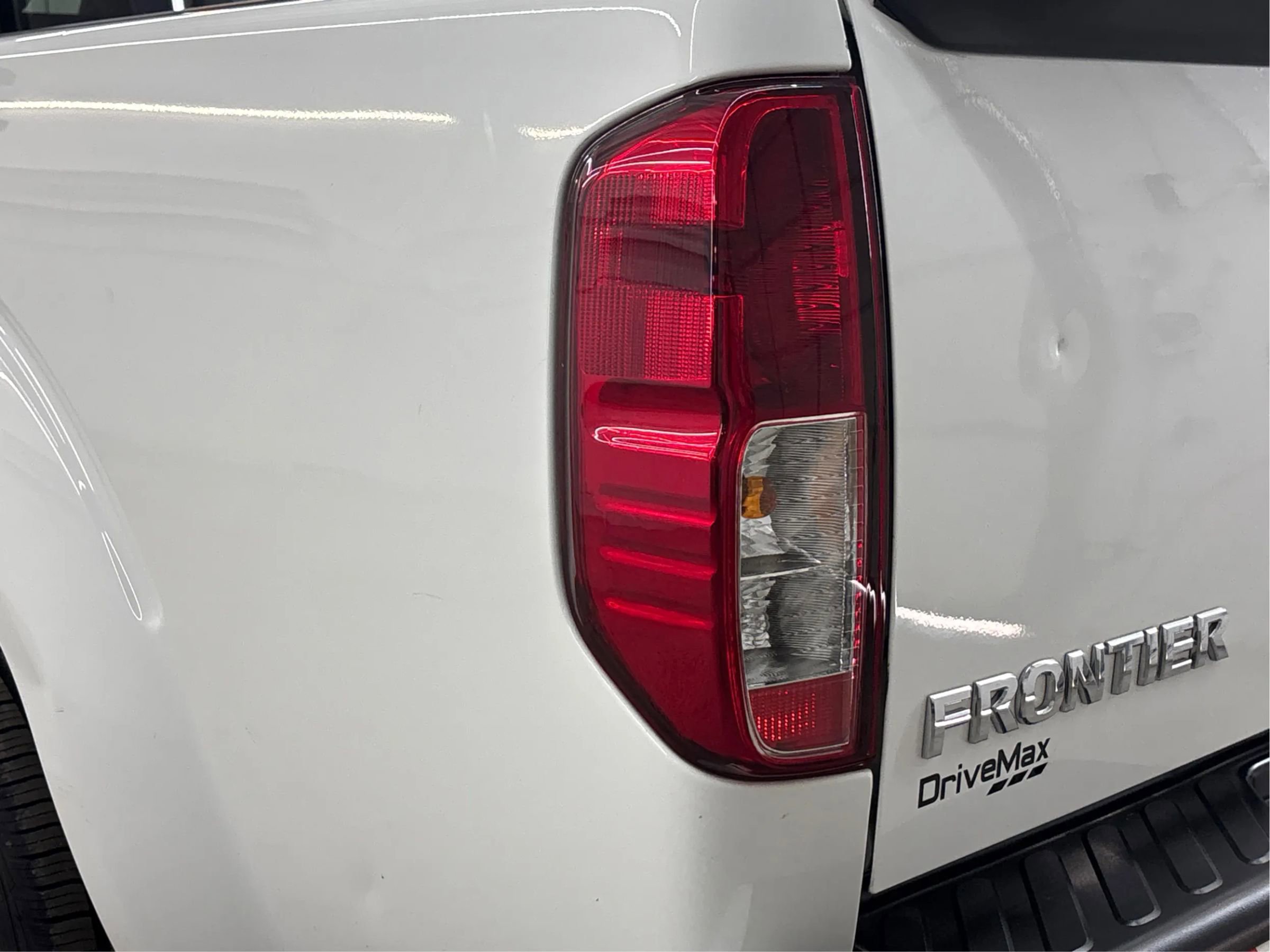 Used 2019 Nissan Frontier S image 34