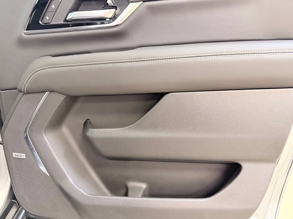 New 2026 GMC Yukon XL Elevation w/ Elevation Premium Package AWD/4WD image 41