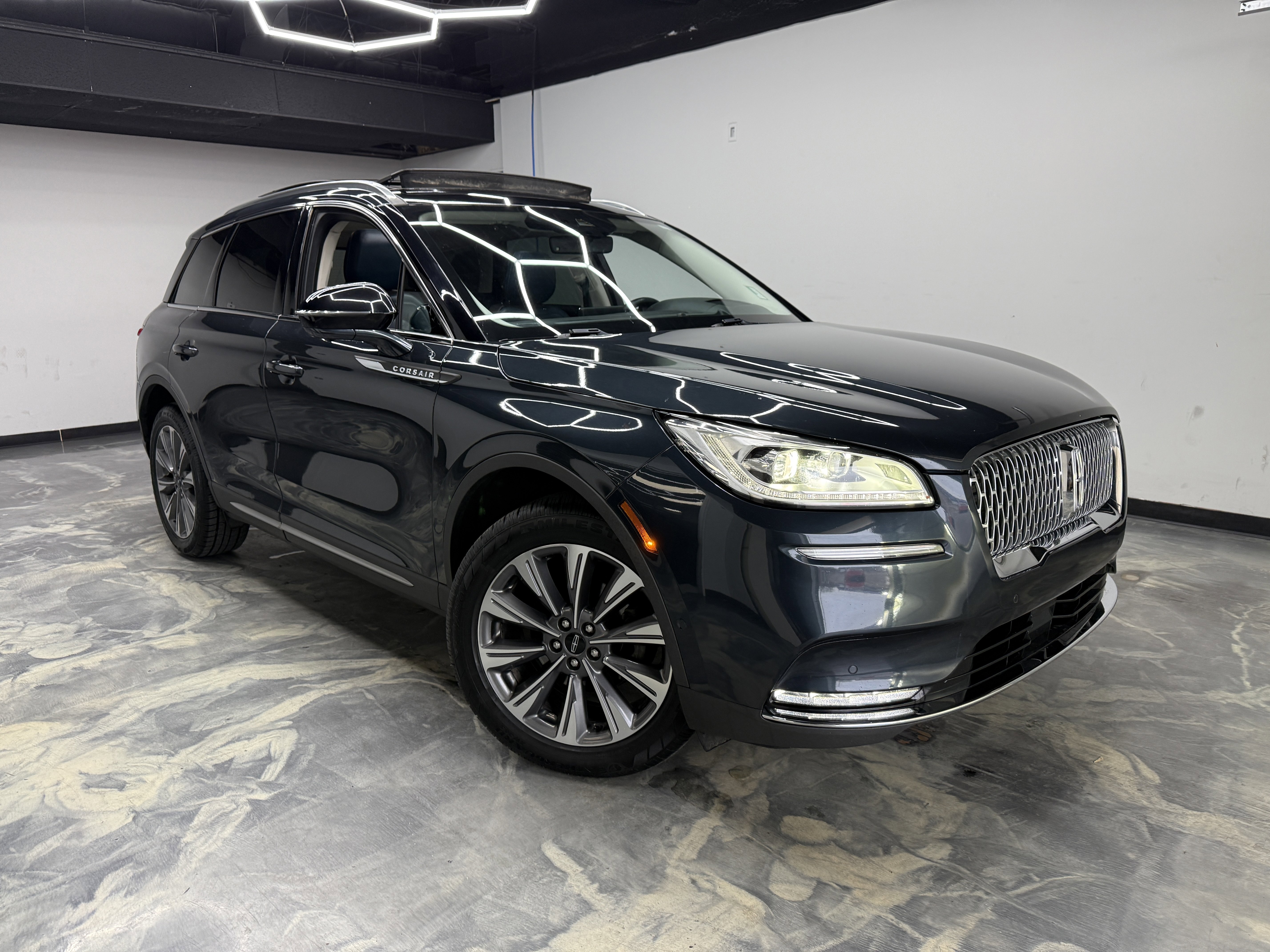 Used 2020 Lincoln Corsair Reserve w/ Equipment Group 202A image 6