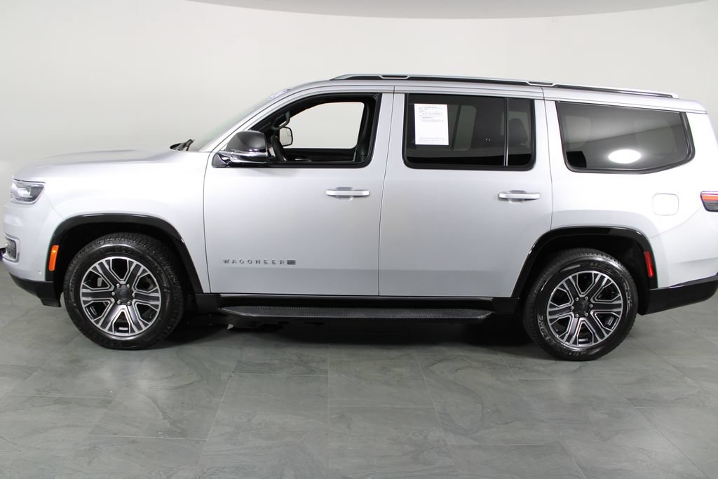 Used 2024 Jeep Wagoneer 4WD w/ Premium Group I image 13