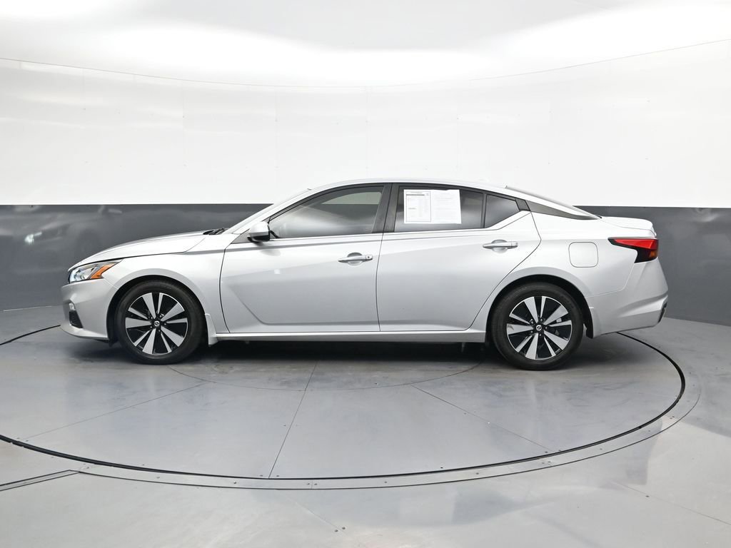 Used 2022 Nissan Altima 2.5 SV FWD image 7