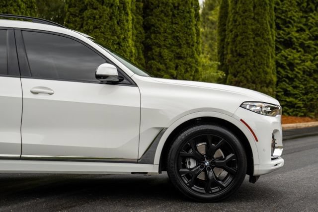 Used 2021 BMW X7 xDrive40i w/ Premium Package AWD/4WD image 14
