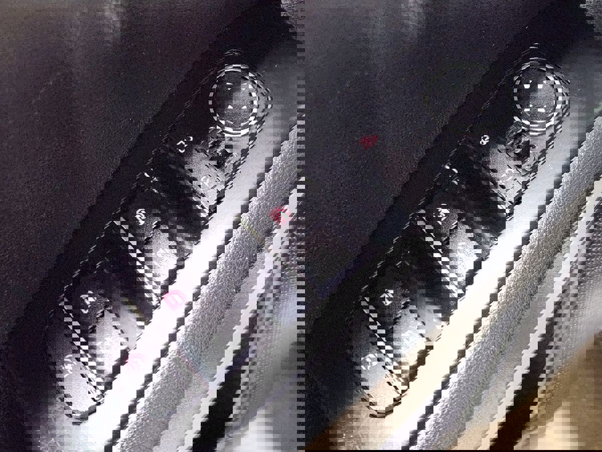 Used 2021 Kia Soul LX image 40