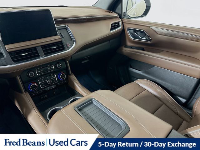 Used 2024 Chevrolet Suburban High Country w/ Premium Package image 27
