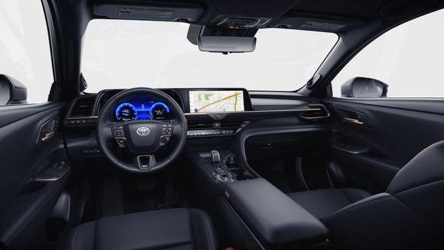New 2026 Toyota Crown Signia AWD/4WD image 30