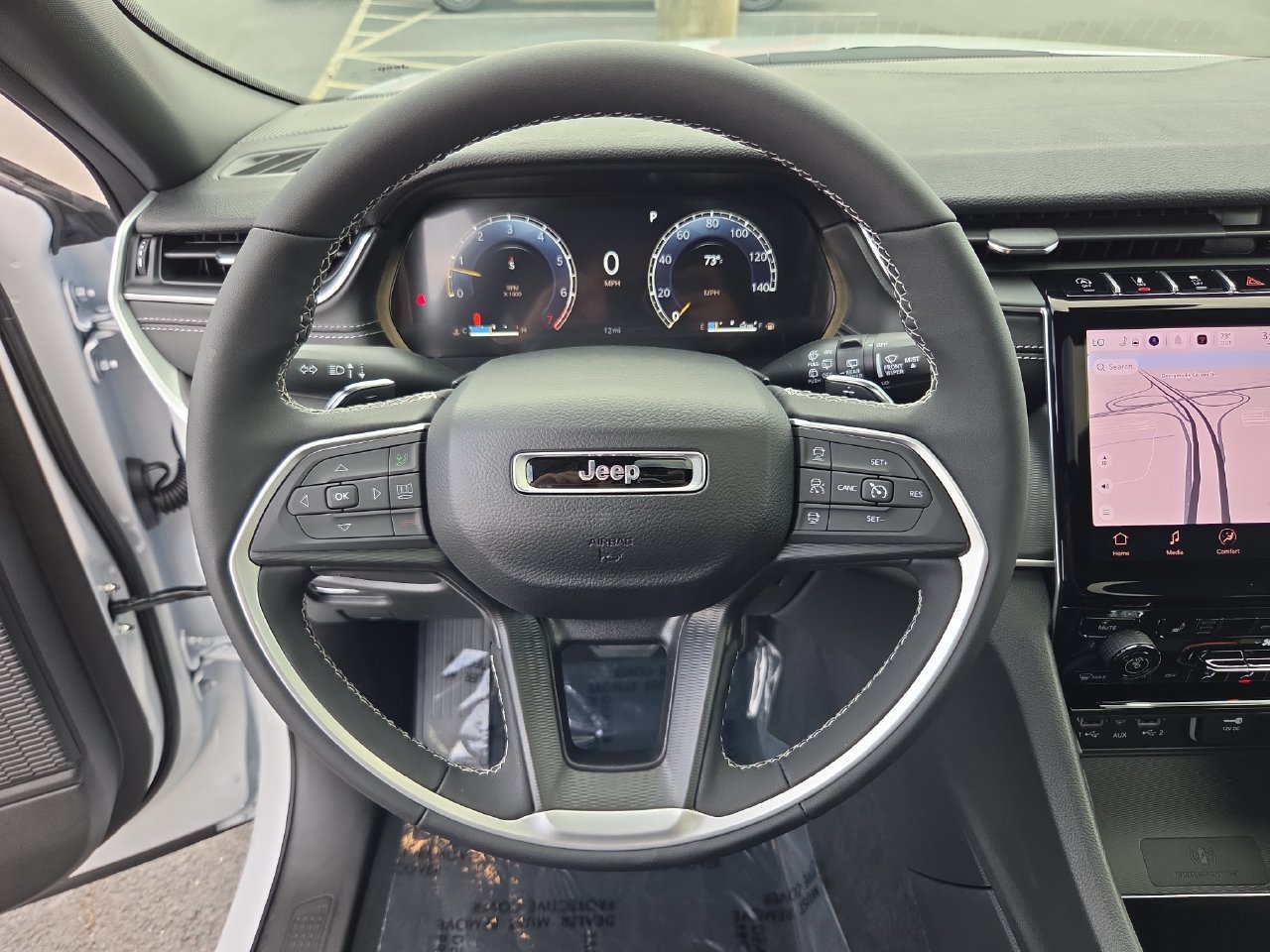 New 2027 Jeep Grand Cherokee Laredo X RWD image 6