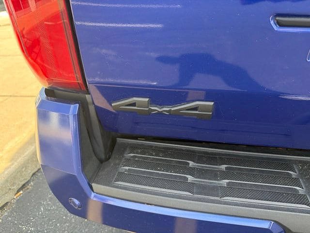Certified 2024 Toyota Tacoma TRD Sport w/ TRD Sport Upgrade Package AWD/4WD image 15