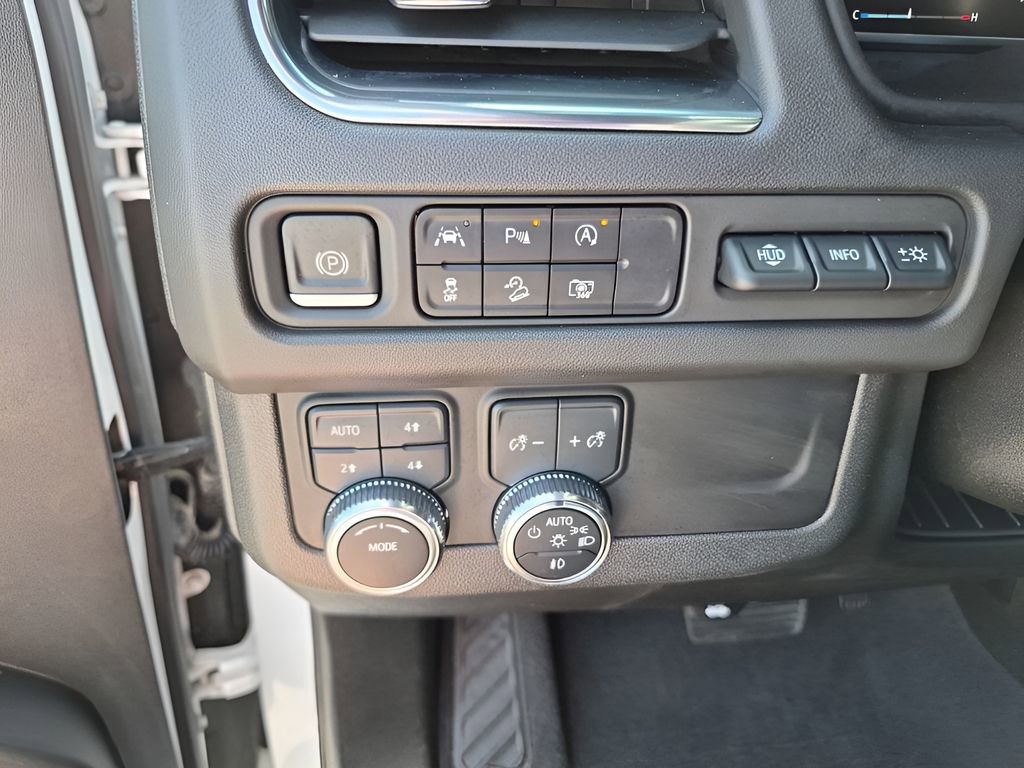 Used 2023 GMC Yukon XL AT4 w/ AT4 Premium Package image 35