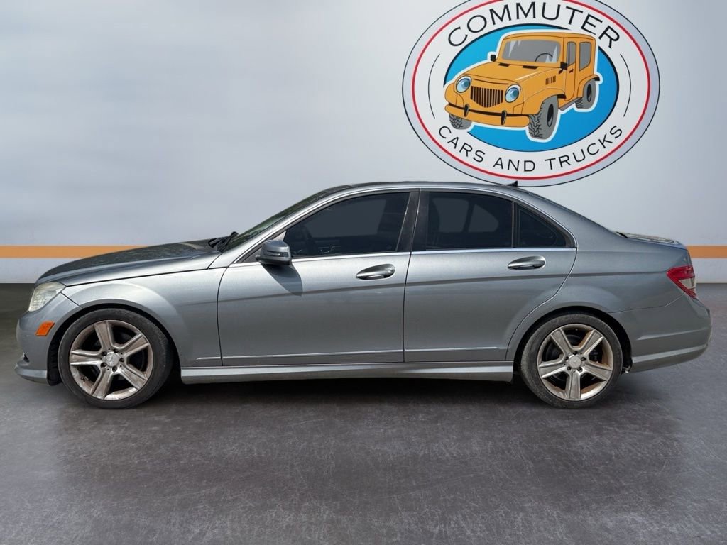 Used 2011 Mercedes-Benz C 300 4MATIC Sedan image 3