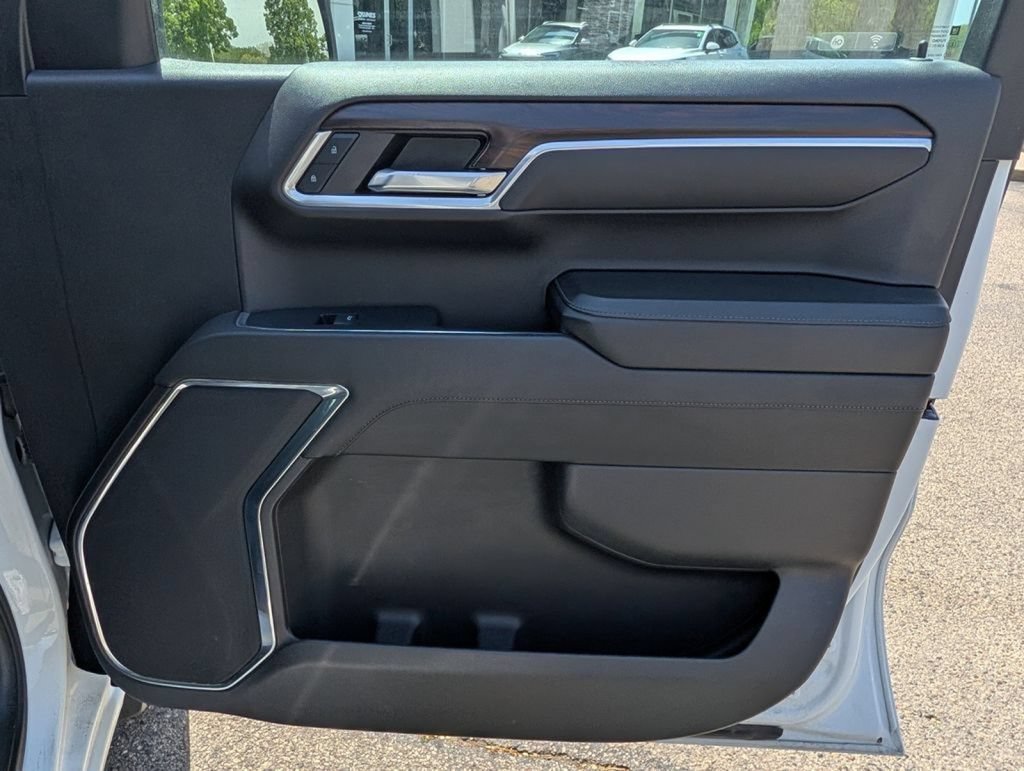 Used 2024 GMC Sierra 1500 SLT AWD/4WD image 19