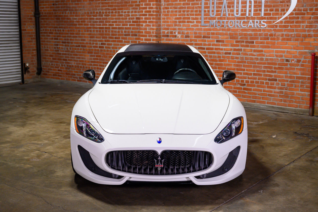 Used 2015 Maserati GranTurismo MC image 16