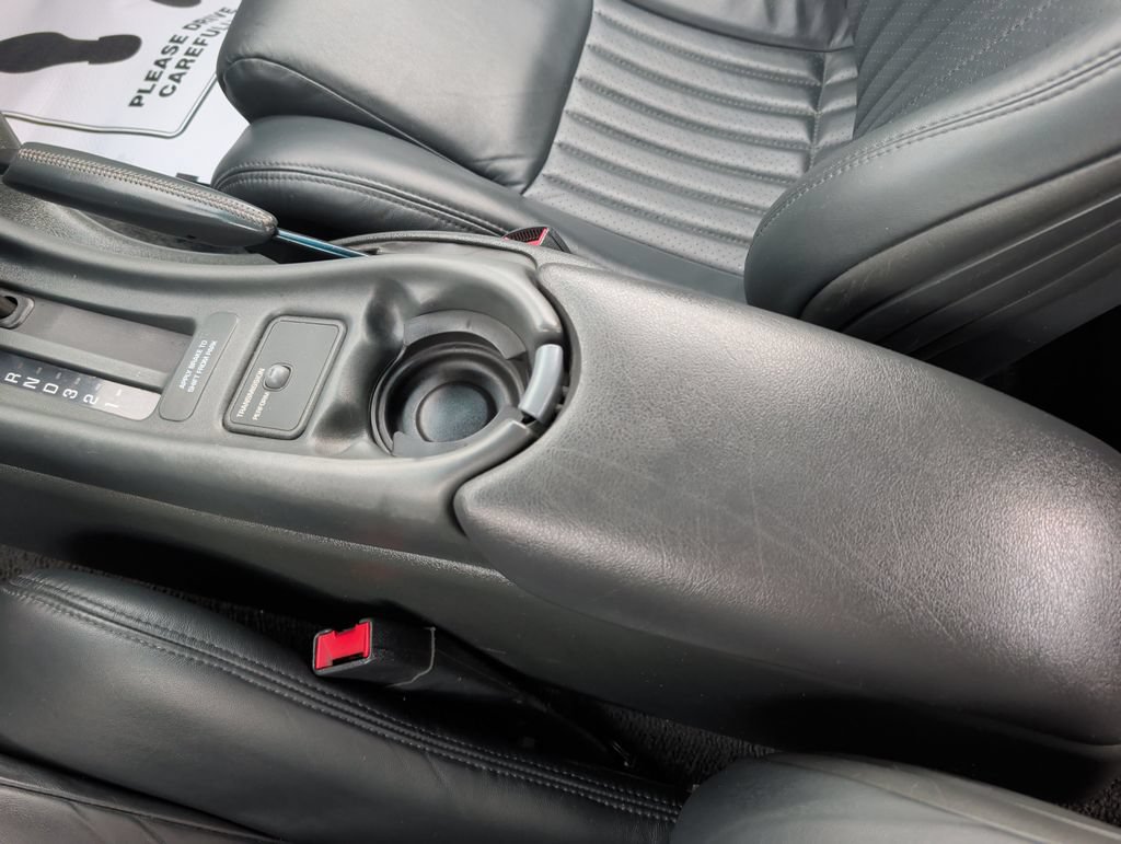 Used 1995 Pontiac Firebird Trans Am RWD image 16
