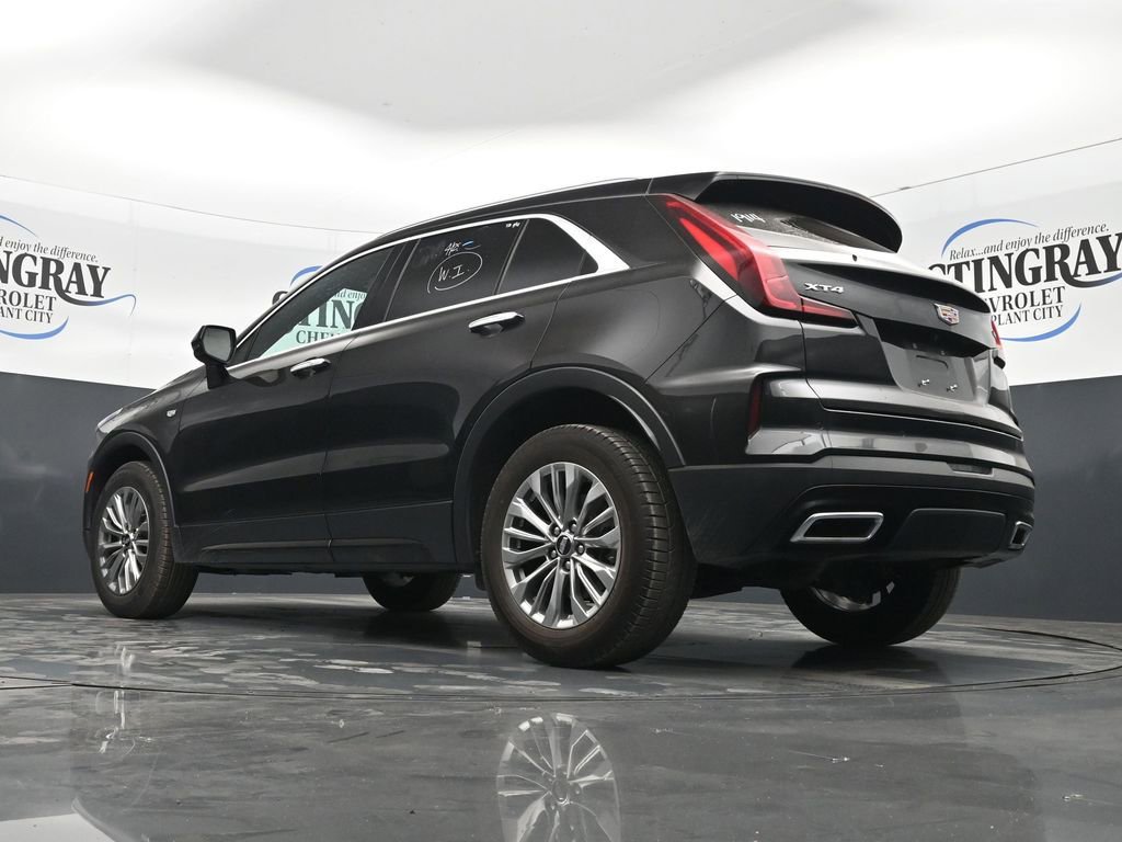 Used 2024 Cadillac XT4 Premium Luxury FWD image 30