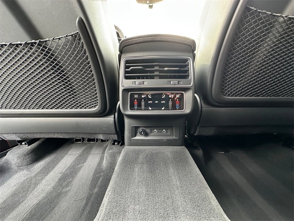 Certified 2025 Audi RS Q8 performance image 29