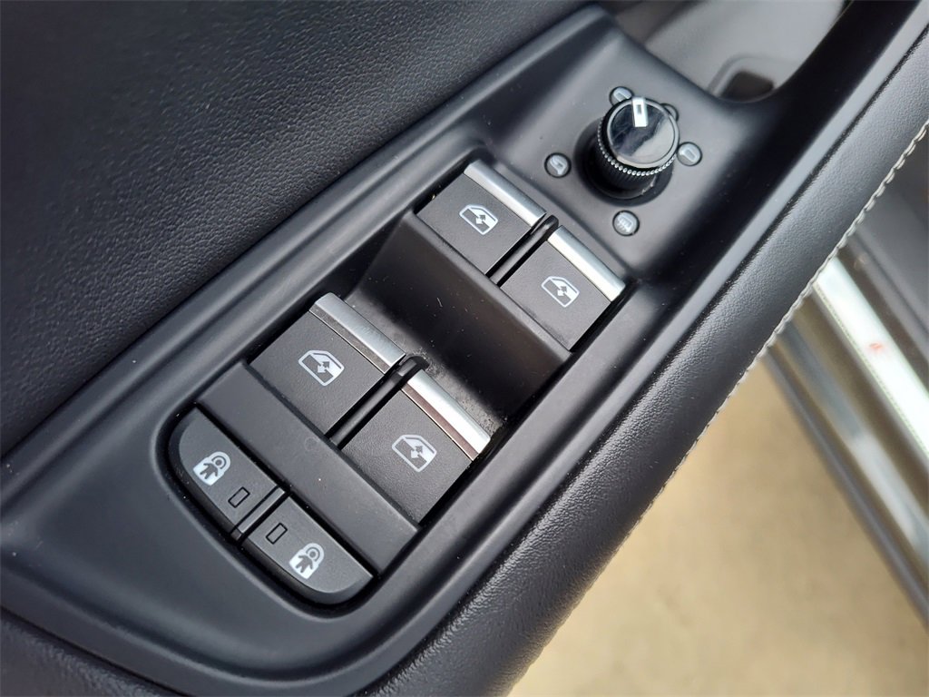 Used 2023 Audi Q8 Premium Plus w/ Premium Plus Package image 23