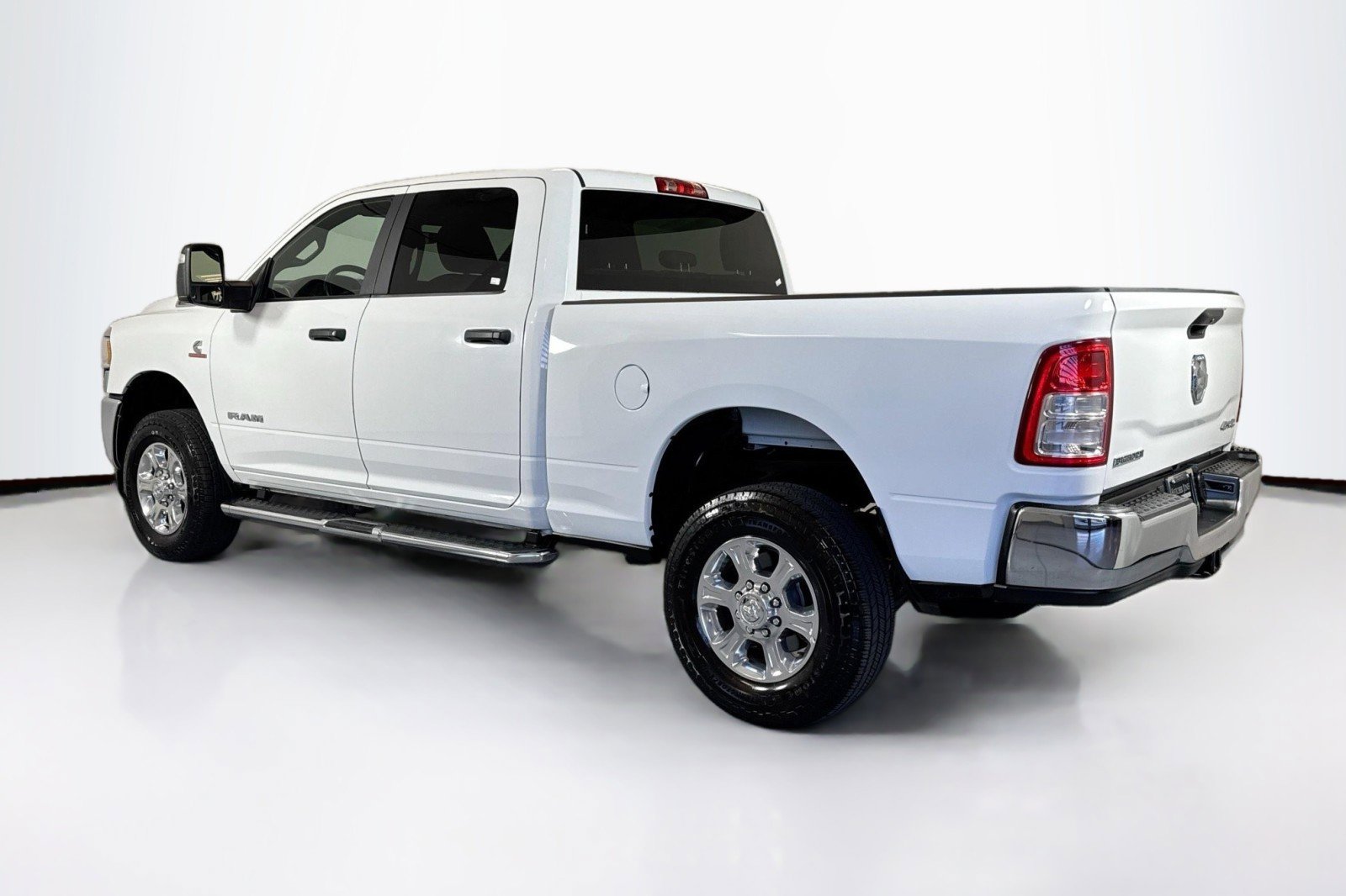 Used 2023 RAM 2500 Big Horn w/ Level 1 Equipment Group image 6