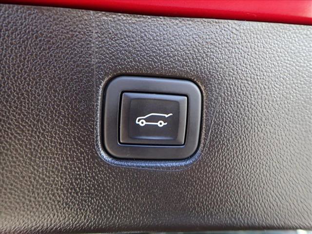 Used 2023 Chevrolet Blazer RS w/ Driver Confidence II Package image 9