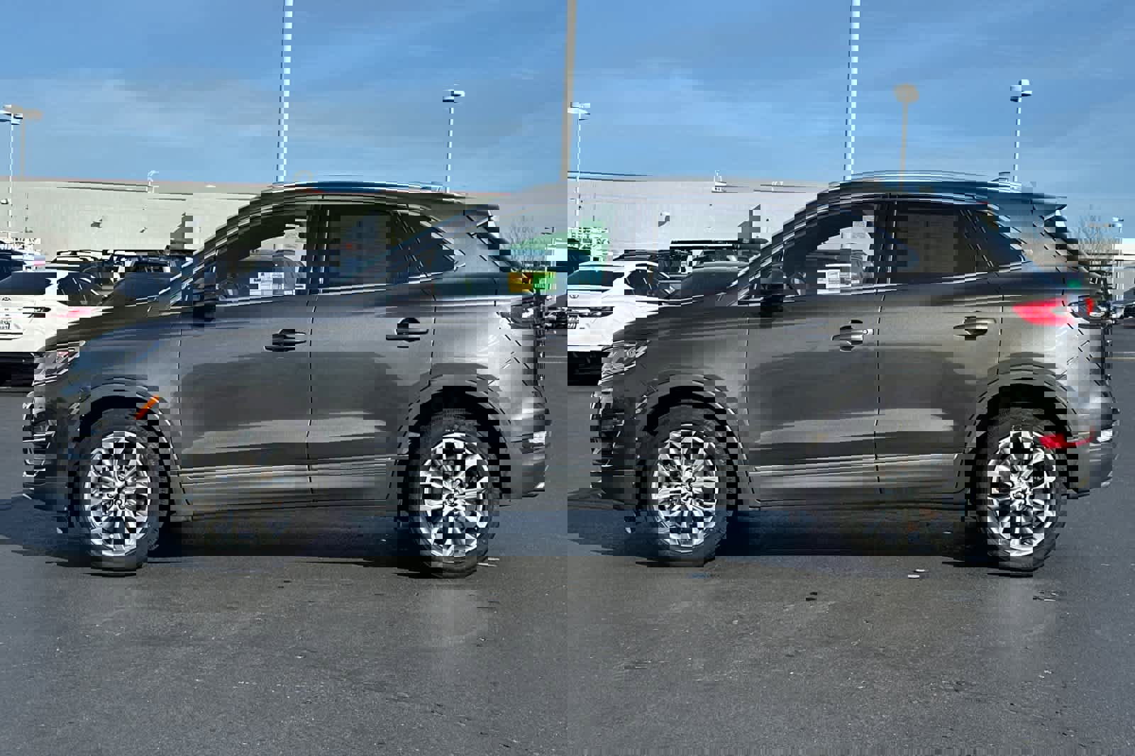 Used 2017 Lincoln MKC Select w/ Select Plus Package image 9