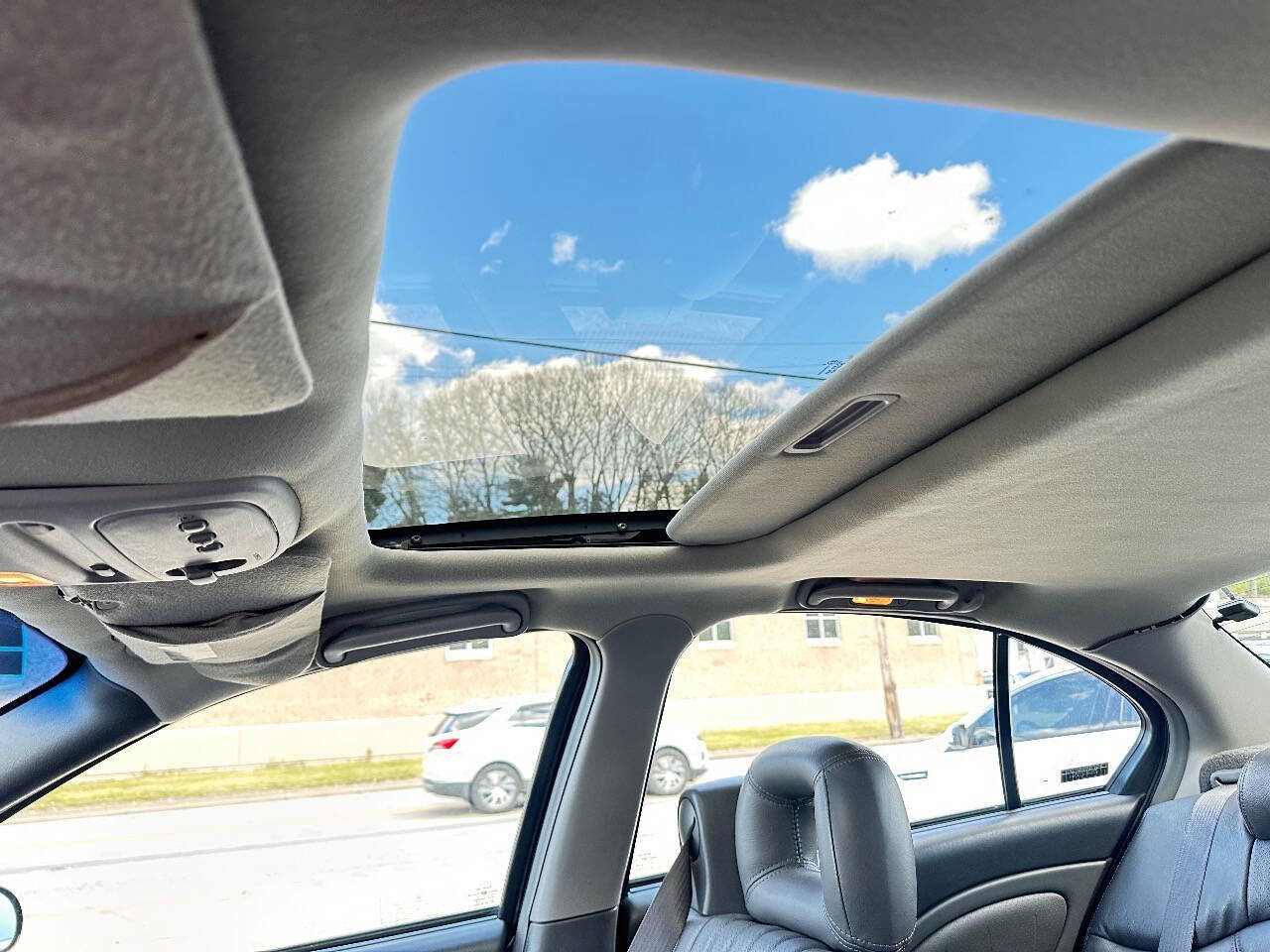 Used 2000 Pontiac Bonneville SSEi FWD image 14