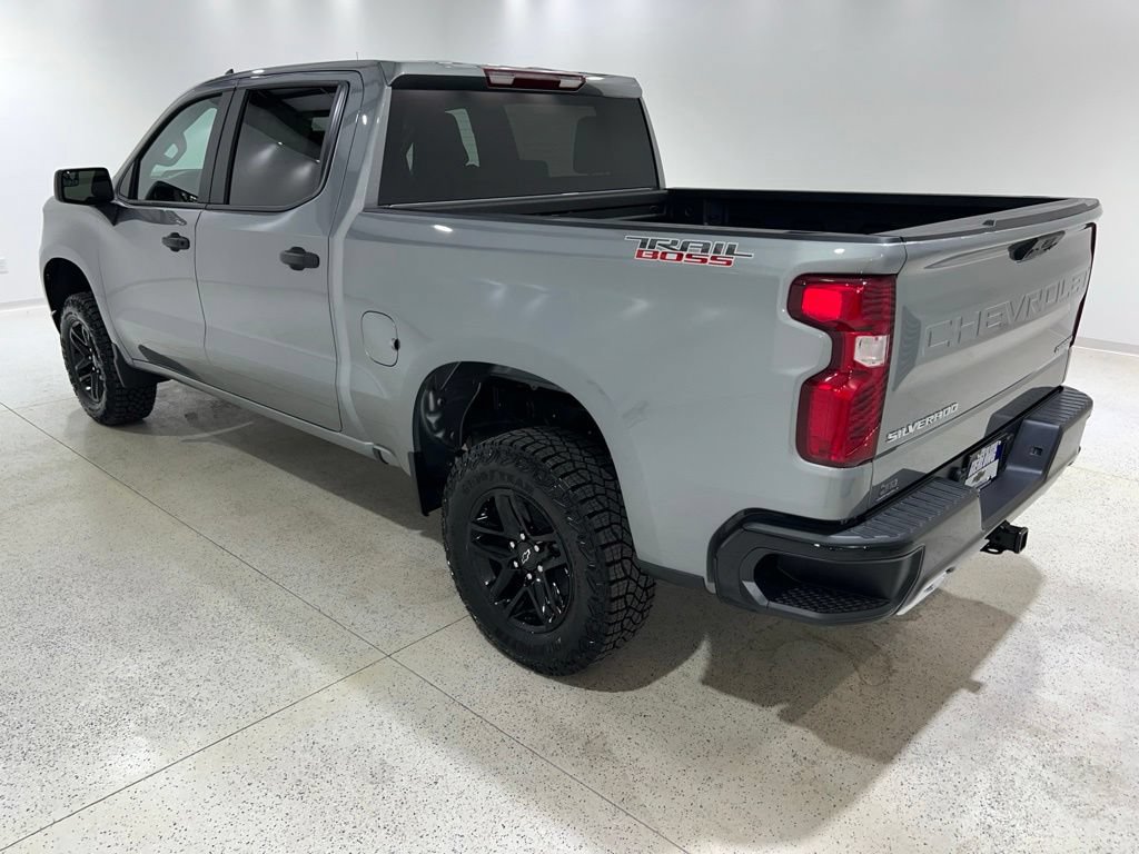 New 2026 Chevrolet Silverado 1500 Custom Trail Boss AWD/4WD image 3