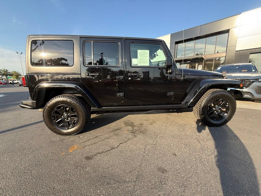Used 2016 Jeep Wrangler Unlimited Sahara AWD/4WD image 14