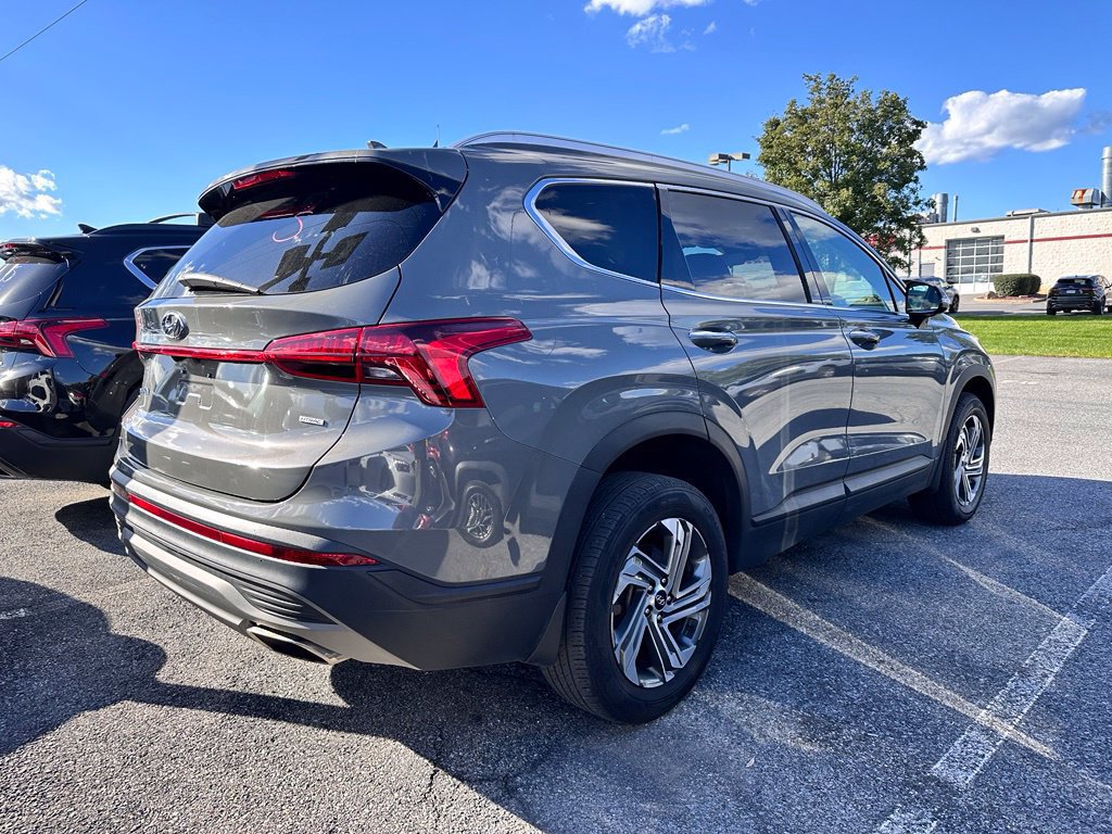 Used 2023 Hyundai Santa Fe SEL w/ Winter Weather Package AWD/4WD image 4