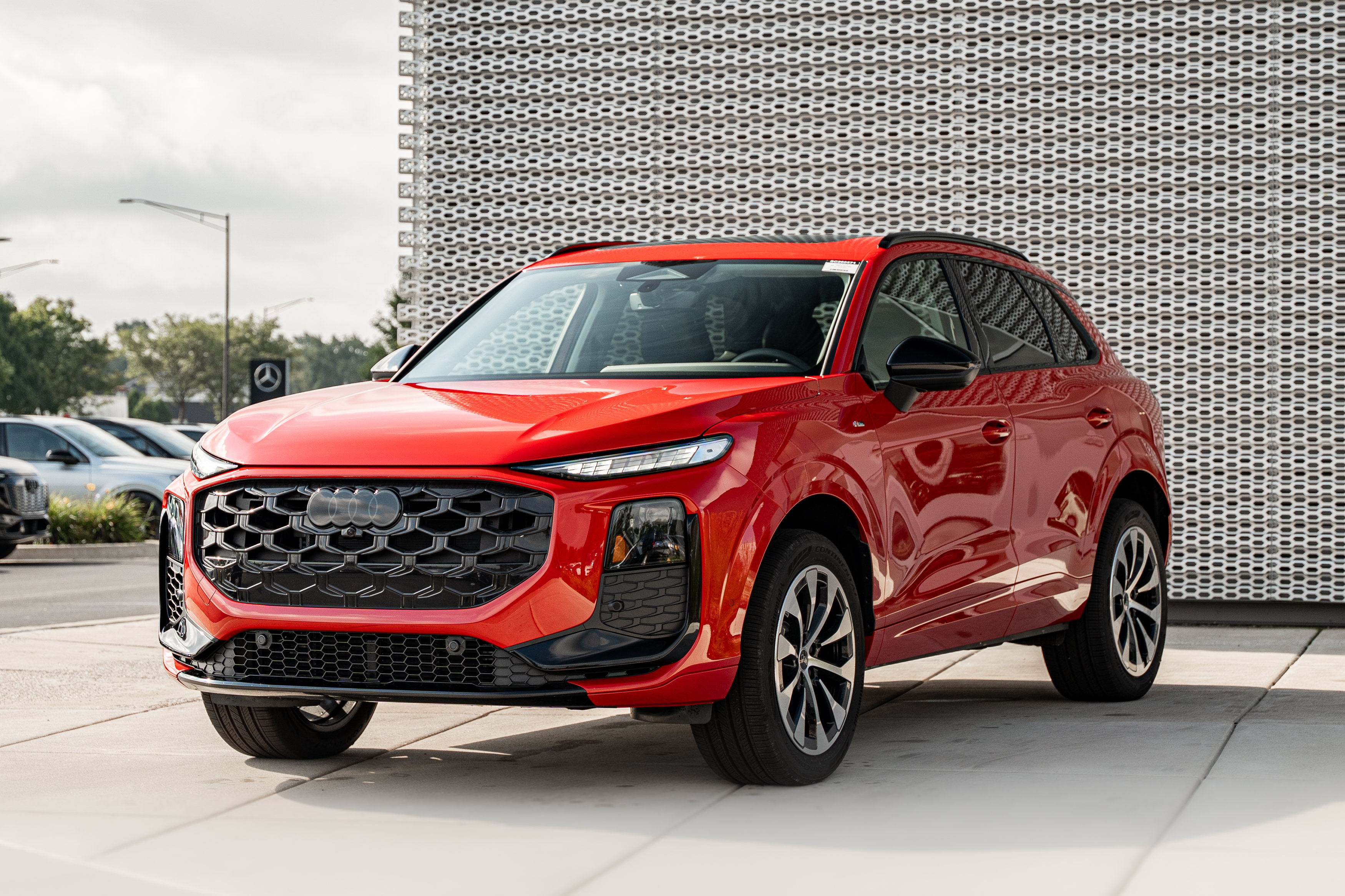 New 2026 Audi Q3 quattro 2.0T AWD/4WD image 7