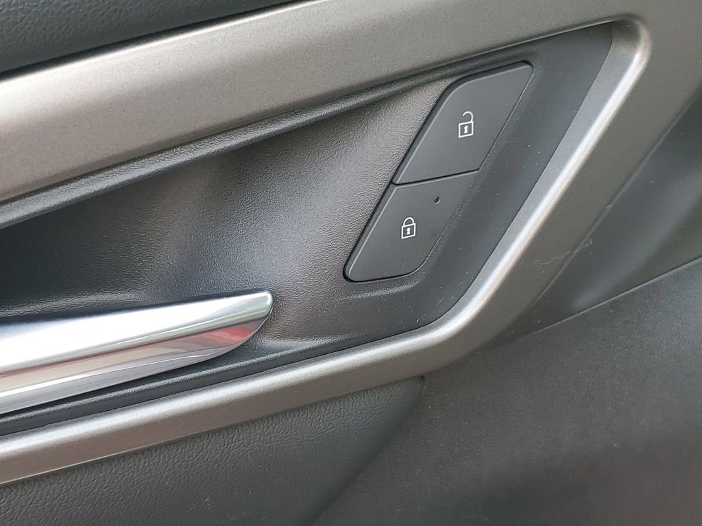 Used 2024 Chevrolet Traverse LT w/ Trailering Package image 26