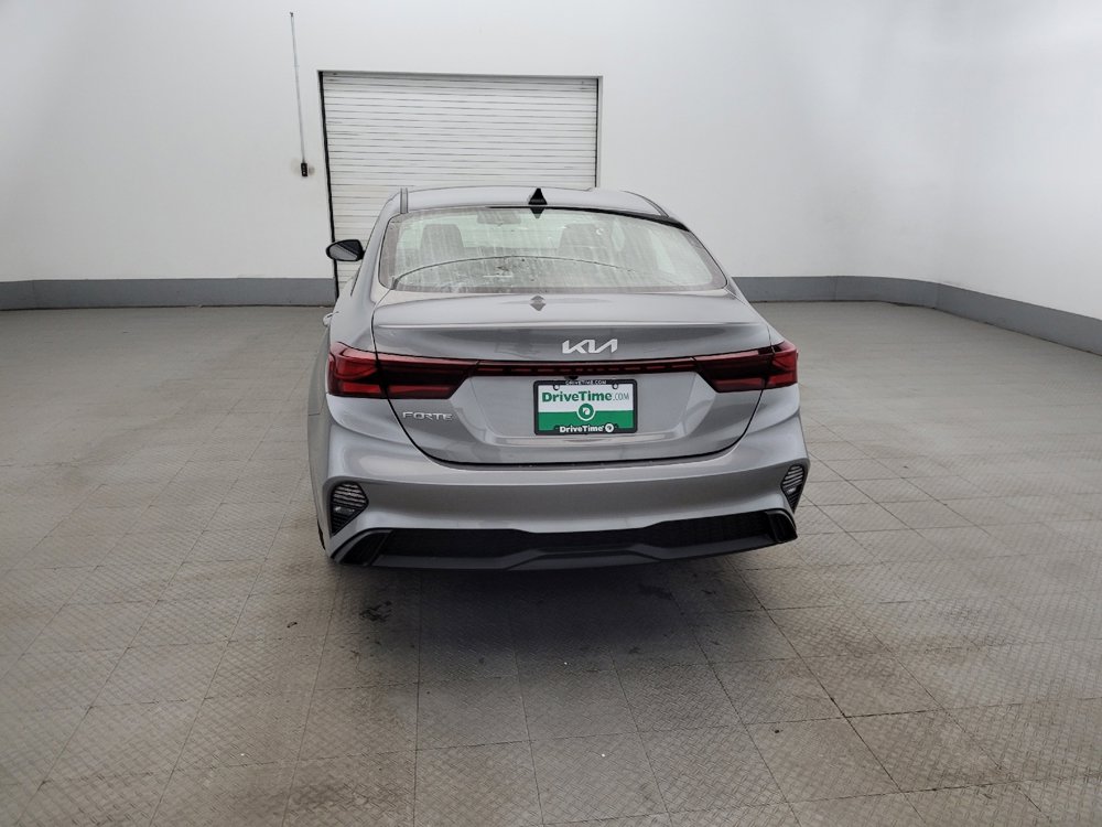 Used 2023 Kia Forte LXS FWD image 6