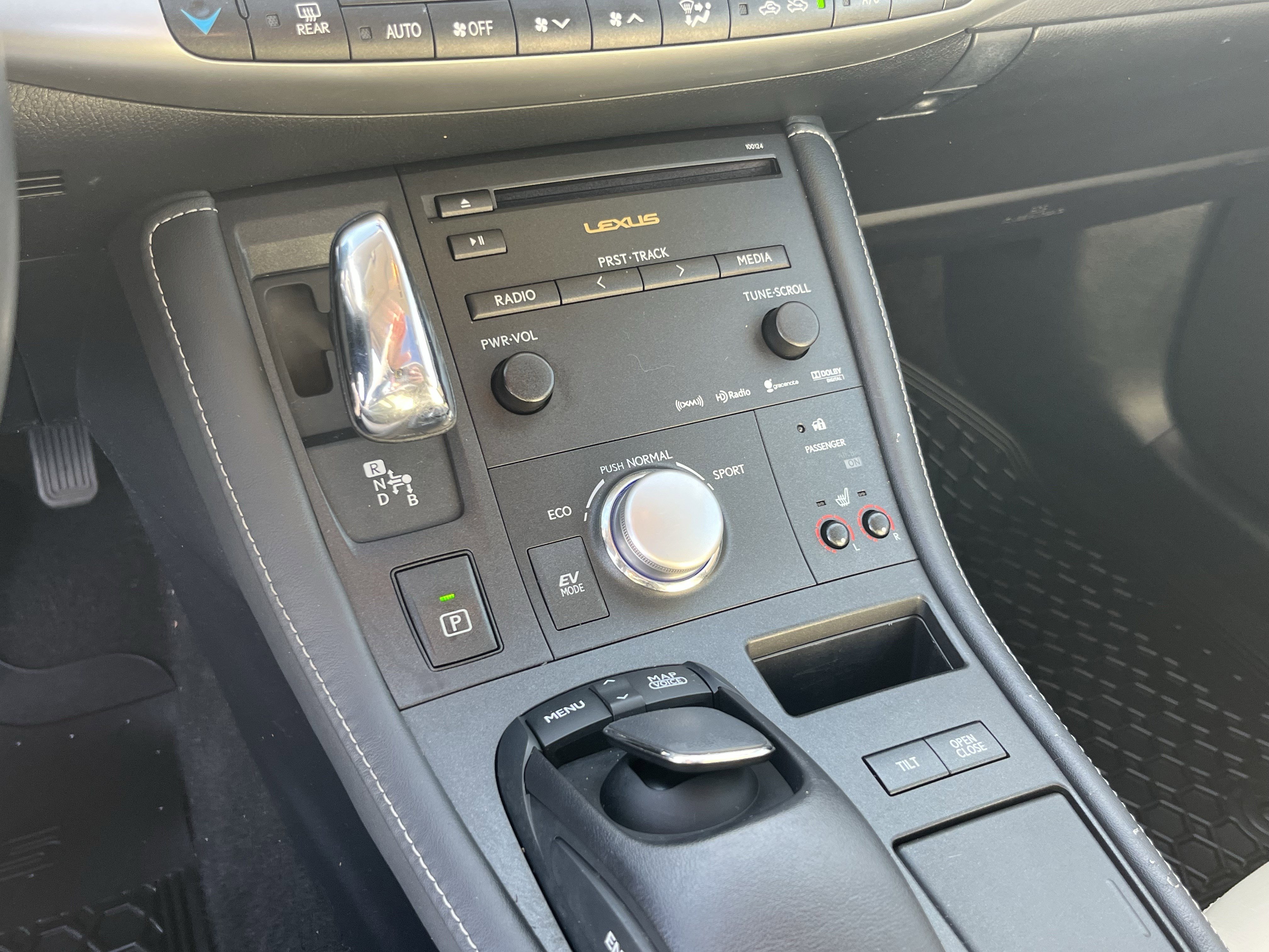 Used 2013 Lexus CT 200h image 24