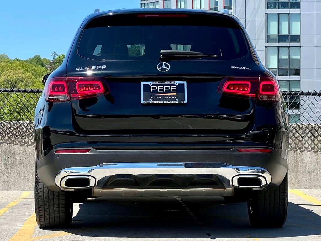 Certified 2022 Mercedes-Benz GLC 300 4MATIC image 6