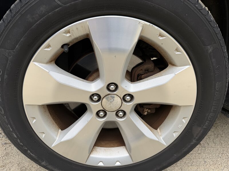 Used 2011 Subaru Forester 2.5XT Touring AWD/4WD image 39