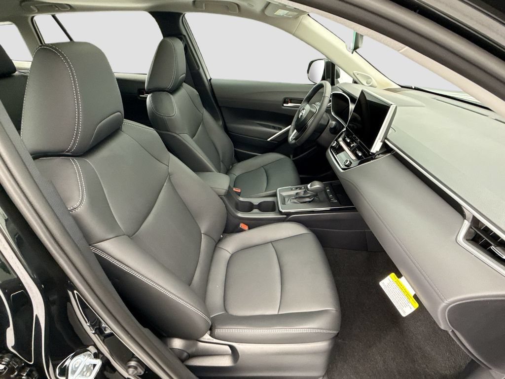 Used 2026 Toyota Corolla Cross XLE w/ Convenience Package AWD/4WD image 18