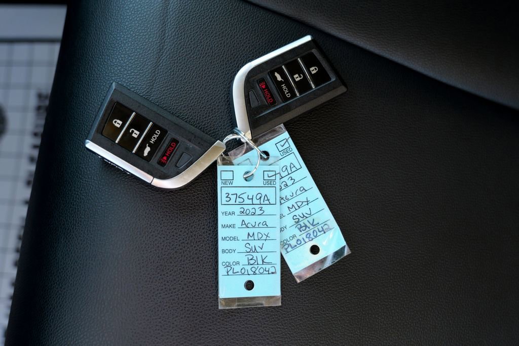 Used 2023 Acura MDX SH-AWD image 68