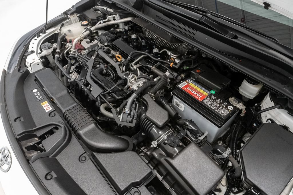 Used 2020 Toyota Corolla SE w/ SE Premium Package FWD image 3